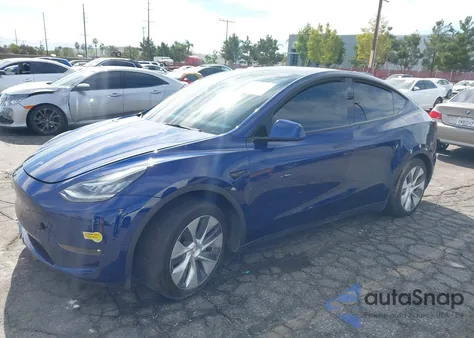 2022 Tesla Model Y Long Range Dual Motor All-Wheel Drive from USA, damaged, VIN 7SAYGAEE8NF378927